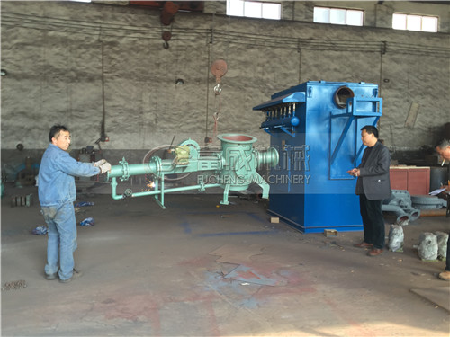 �ڵ�ѹ����������ͱ�����г��ֶ����ľ������գ�